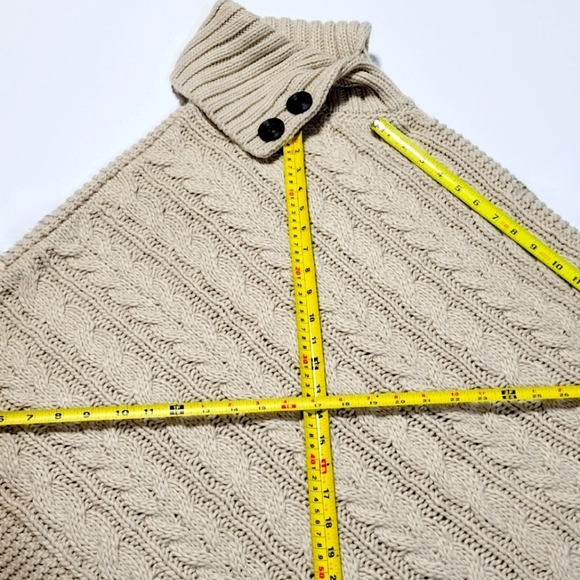 Chunky Cable Knit Cowl Neck Poncho (S) - Picture 8 of 9